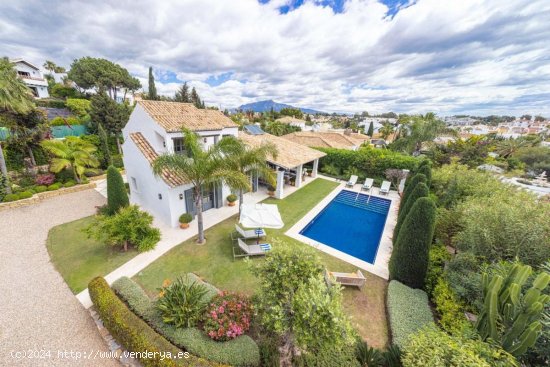 Villa en venta en Estepona (Málaga)