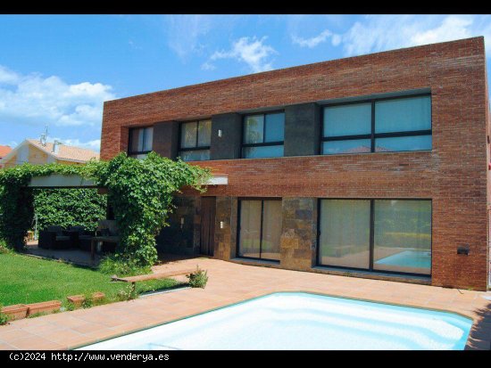  Chalet en venta en Reus (Tarragona) 