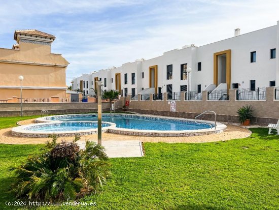 Chalet en venta en Orihuela (Alicante)