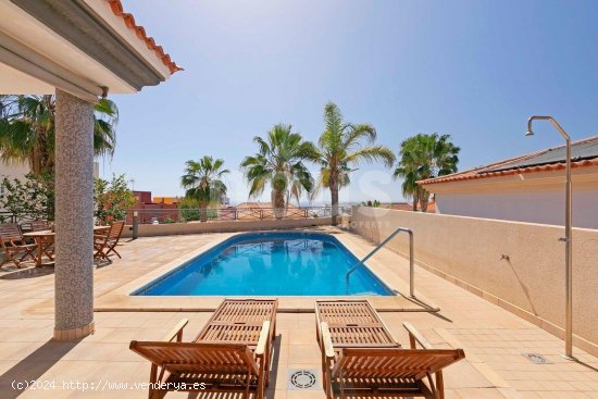 Villa en venta en Adeje (Tenerife)