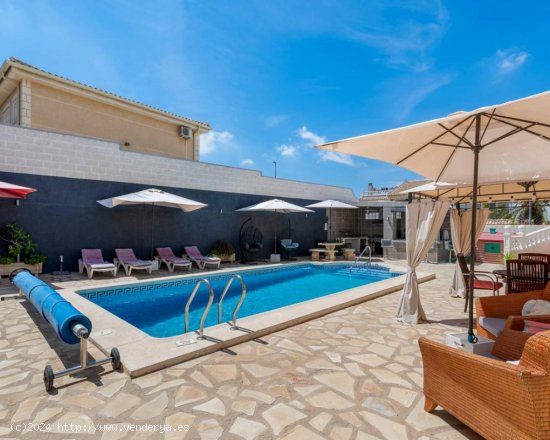 Villa en venta en Benijófar (Alicante)