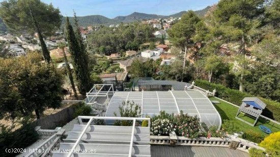 Chalet en venta en Cervelló (Barcelona)