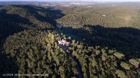 Casa en venta en Cruïlles (Girona)