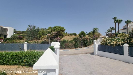 Parcela en venta a estrenar en Manilva (Málaga)