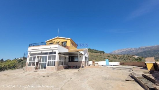  Villa en venta en Árchez (Málaga) 