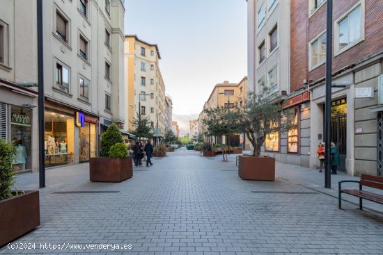 Local en alquiler en Pamplona (Navarra)