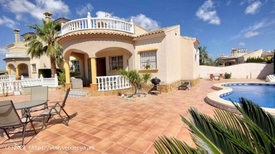  Villa en venta en Guardamar del Segura (Alicante) 