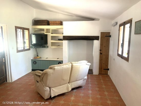 Finca en venta en Ginestar (Tarragona)