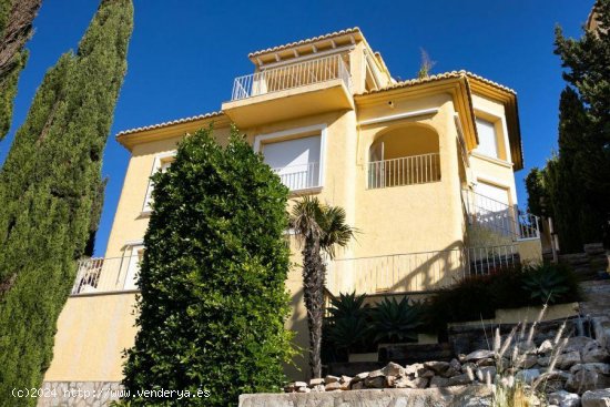 Villa en venta en Moraira (Alicante)