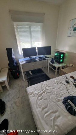 Apartamento en venta en Estepona (Málaga)