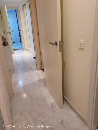 Apartamento en venta en Estepona (Málaga)