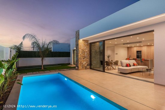 Villa en venta a estrenar en San Javier (Murcia)