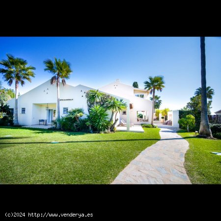 Villa en venta en Marbella (Málaga)