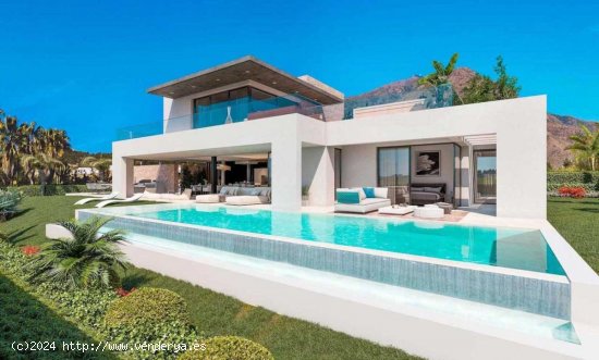  Villa en venta en Estepona (Málaga) 