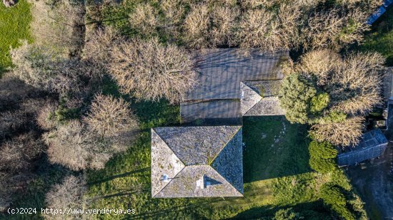 Casa en venta en Begonte (Lugo)