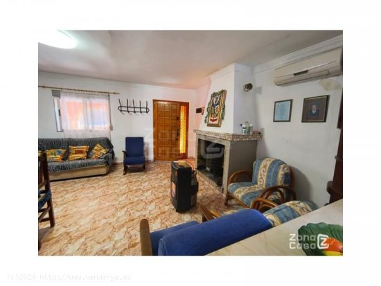 Chalet en venta en Rafelguaraf (Valencia)