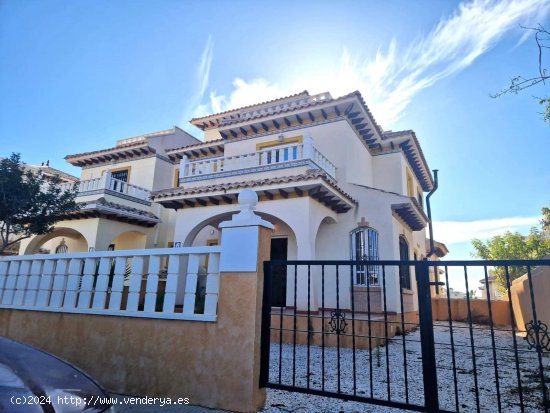  Dúplex en venta en Orihuela (Alicante) 