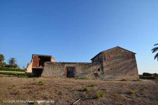 Finca en venta en Dénia (Alicante)