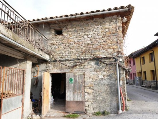 Edificio en venta en Foradada del Toscar (Huesca)