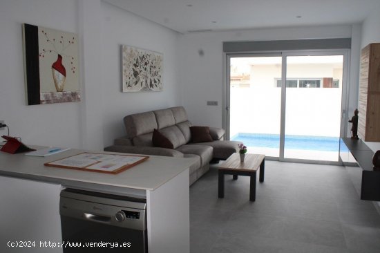 Villa en venta en San Fulgencio (Alicante)