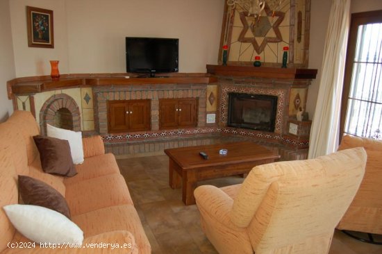 Villa en venta en Frigiliana (Málaga)