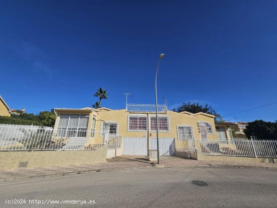  Villa en venta en Elche (Alicante) 