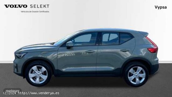 Volvo XC40 XC40 Core, T2 Automatica Microhibrido, Gasolina de 2024 con 21.634 Km por 33.900 EUR. en 