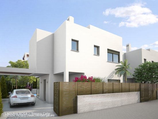 Villa en venta en Alicante (Alicante)