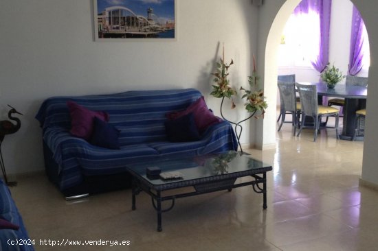 Villa en venta en Ciudad Quesada (Alicante)