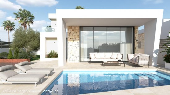  Villa en venta a estrenar en Torrevieja (Alicante) 