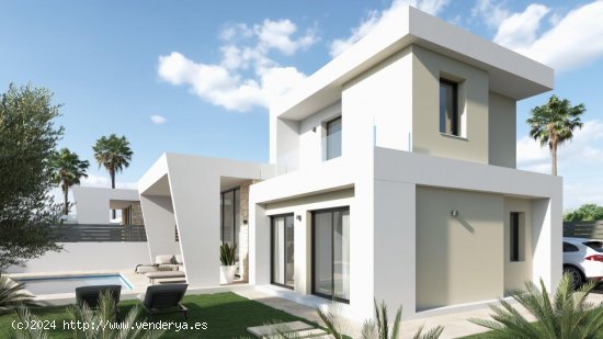 Villa en venta a estrenar en Torrevieja (Alicante)