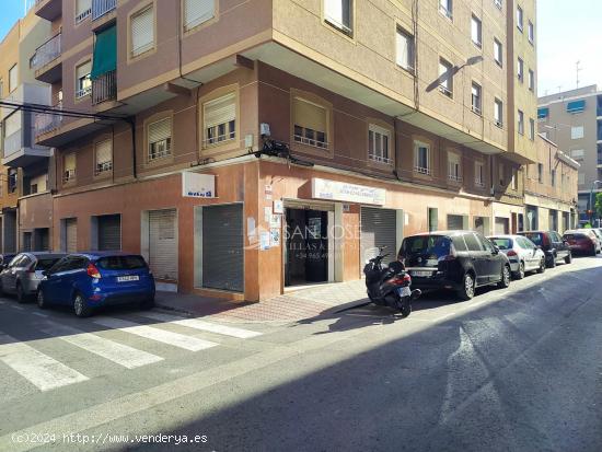  LOCAL COMERCIAL EN ALQUILER EN ELCHE  ZONA PLAZA BARCELONA - ALICANTE 