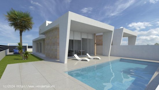 Villa en venta a estrenar en Torrevieja (Alicante)