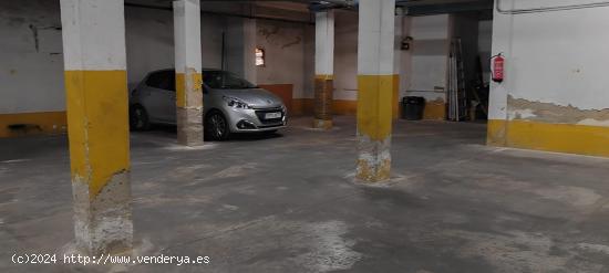 SE VENDE PLAZA EN MUY BUENA ZONA - ALICANTE