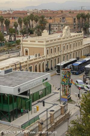  Venta de piso en el Barrio de Carmen junto frente a la estación de trenes - MURCIA 