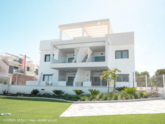 Bungalow en venta a estrenar en Torrevieja (Alicante)