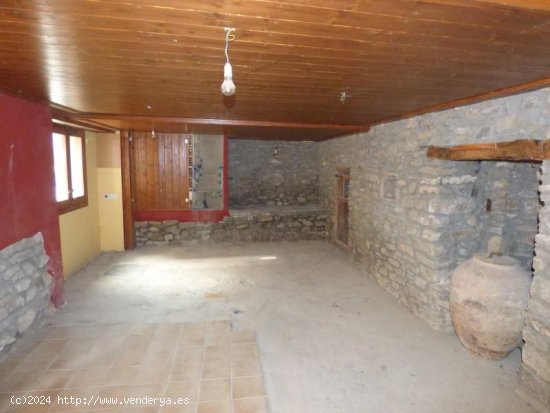 Casa en venta en Perarrúa (Huesca)