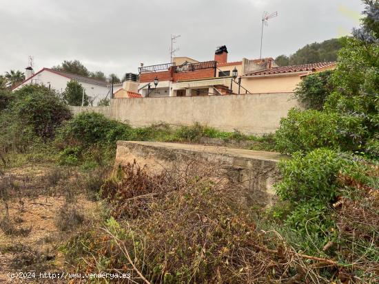 Terreno urbano para edificar casas unifamiliares en Mas Alba, Sitges - BARCELONA