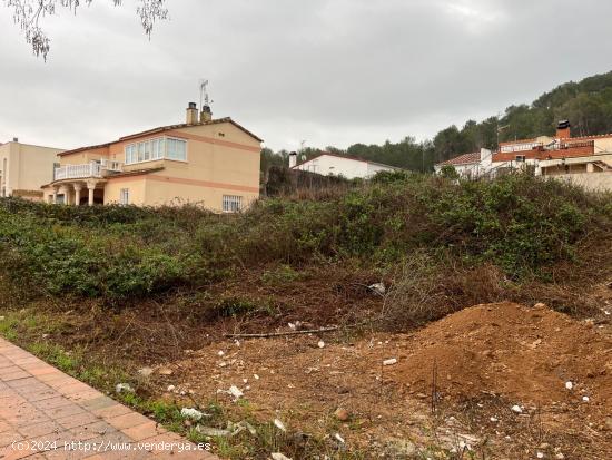 Terreno urbano para edificar casas unifamiliares en Mas Alba, Sitges - BARCELONA