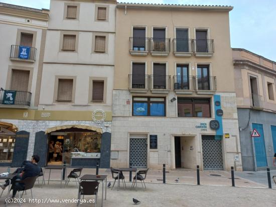 LOCAL COMERCIAL SITUAT AL CENTRE D'IGUALADA - BARCELONA