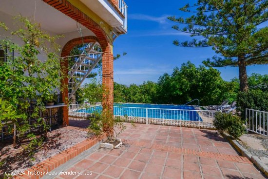 Villa en alquiler en Alhaurín de la Torre (Málaga)