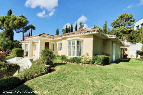  Villa en venta en Marbella (Málaga) 