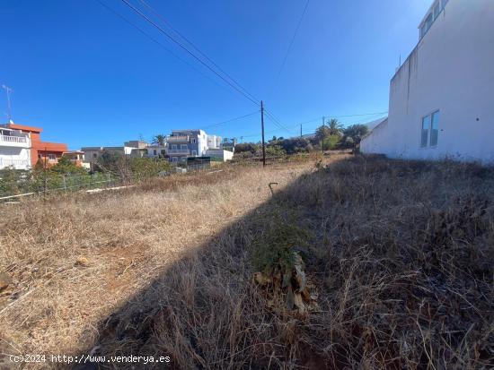 Se vende terreno Urbano y Rustico de 660m2 - SANTA CRUZ DE TENERIFE