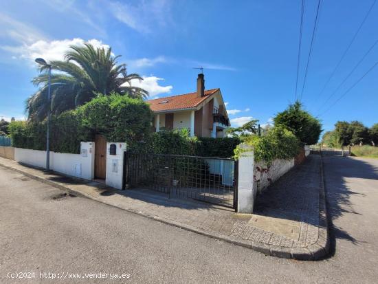 VENTA CHALET INDEPENDIENTE EN SAN ROMAN DE LA LLANILLA - CANTABRIA