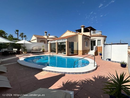  Chalet en venta en San Miguel de Salinas (Alicante) 