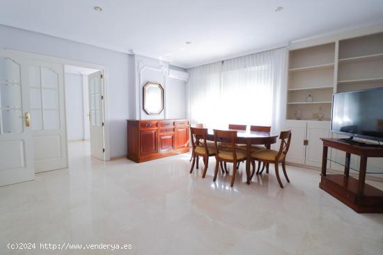 🏠 ¡Piso en Venta en Almería - Zona Altamira-Carretera de Ronda! 🏠 - ALMERIA