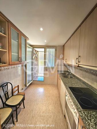 Piso con parking y trastero en venta en Santa Perpetua de Mogoda - BARCELONA