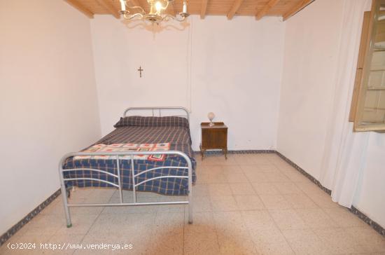 Urbis te ofrece una casa en venta en Carrascal del Obispo, Salamanca. - SALAMANCA