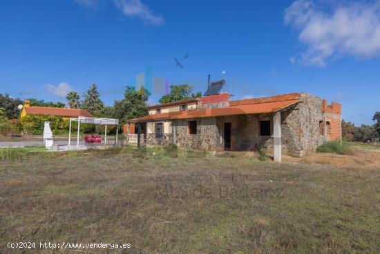 CHALET INDEPENDIENTE EN VENTA EN CAMPOMANES - BADAJOZ