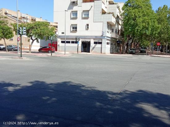  SE ALQUILA LOCAL COMERCIAL EN LA FLOTA - MURCIA 